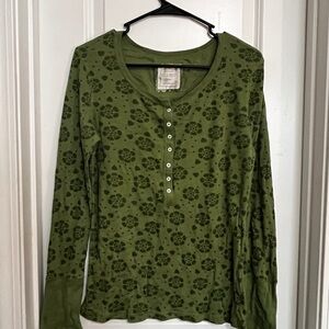 Old Navy Olive Floral Long Sleeve Tee